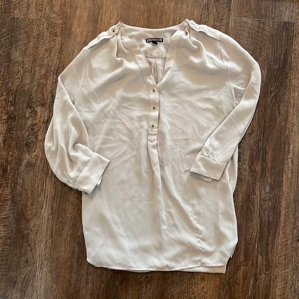 Express size medium blouse